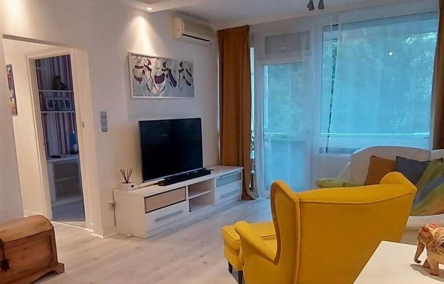 Kislakas Buda Sziveben * Budapešť